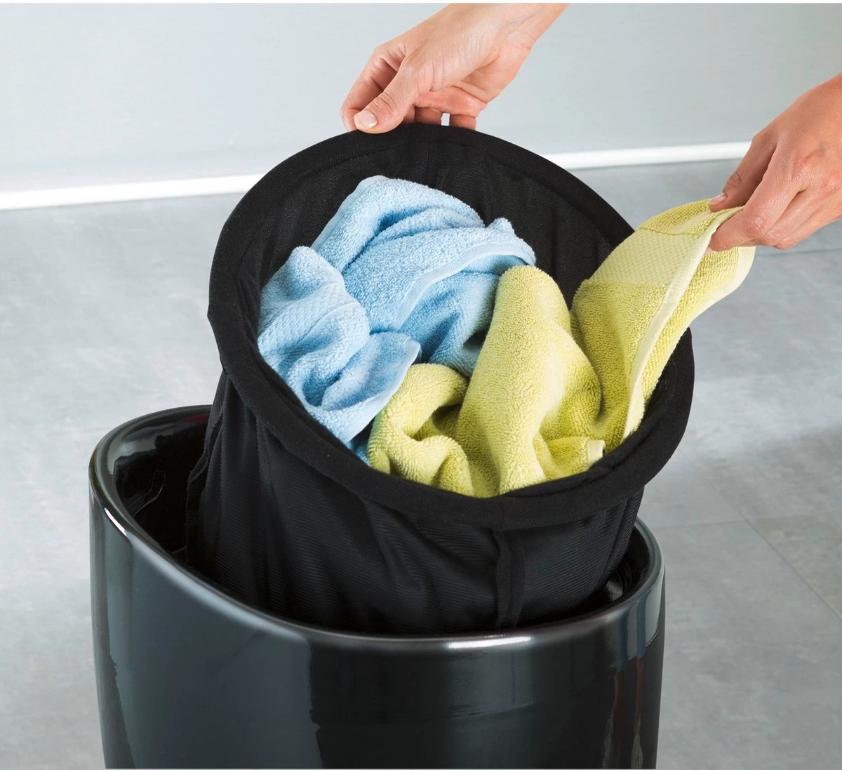 Wenko Badkamer Stoel & Wasmand Candy Zwart - Afbeelding 4